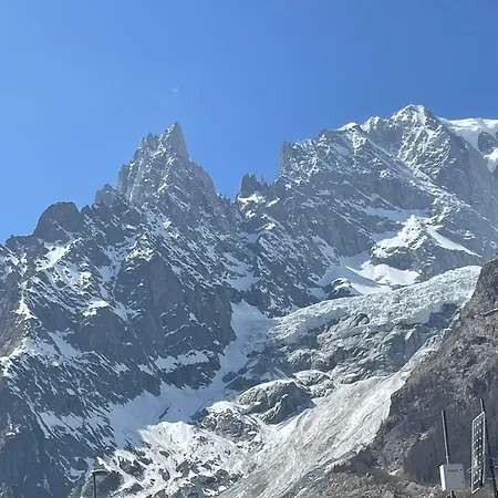 아파트 Courmayeur~navetta Gratuita Per Il Centro+impianti *